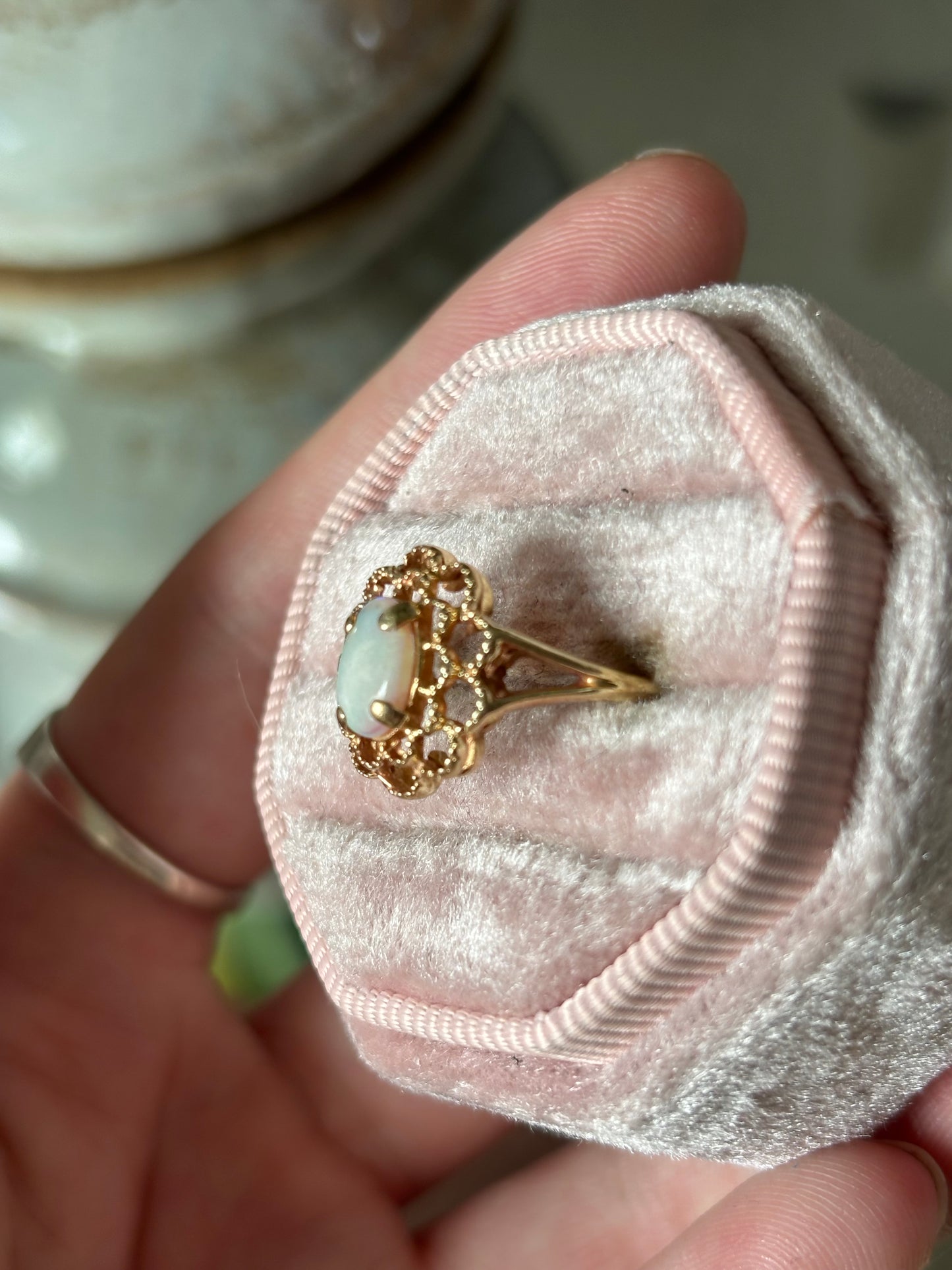 14k Yellow Gold Opal Cabochon Filigree Ring