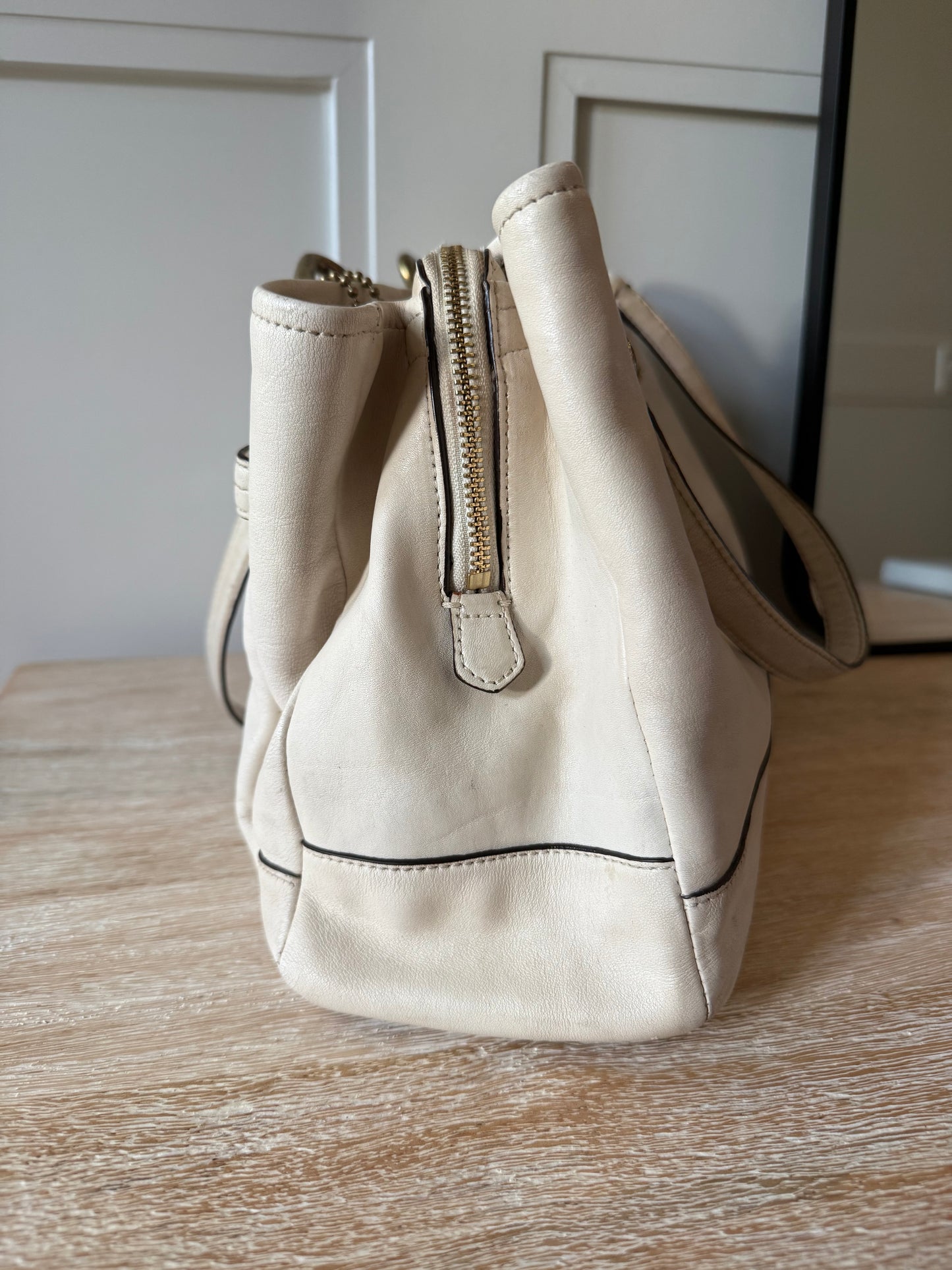 Coach White Chelsea Jayden