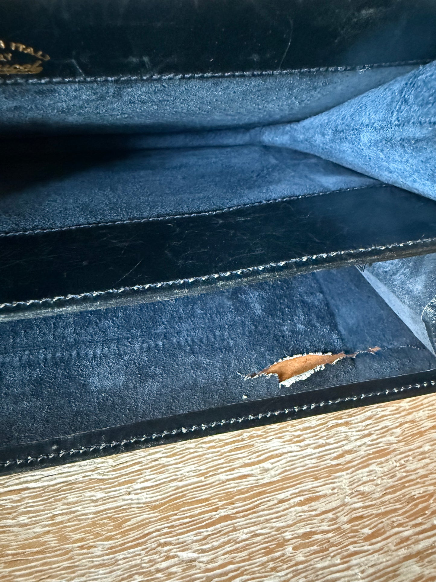 Gucci Messenger Bag