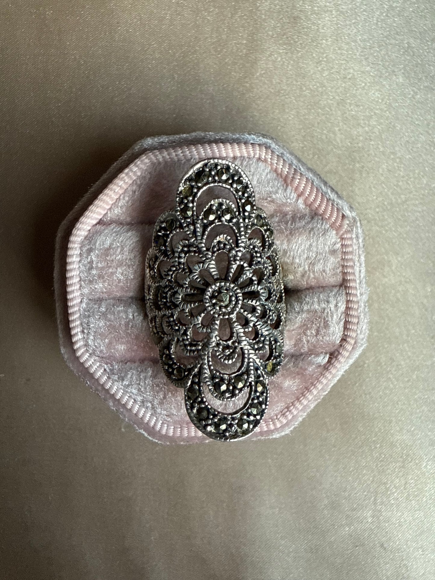 Sterling Marcasite Shield Ring (6.5)