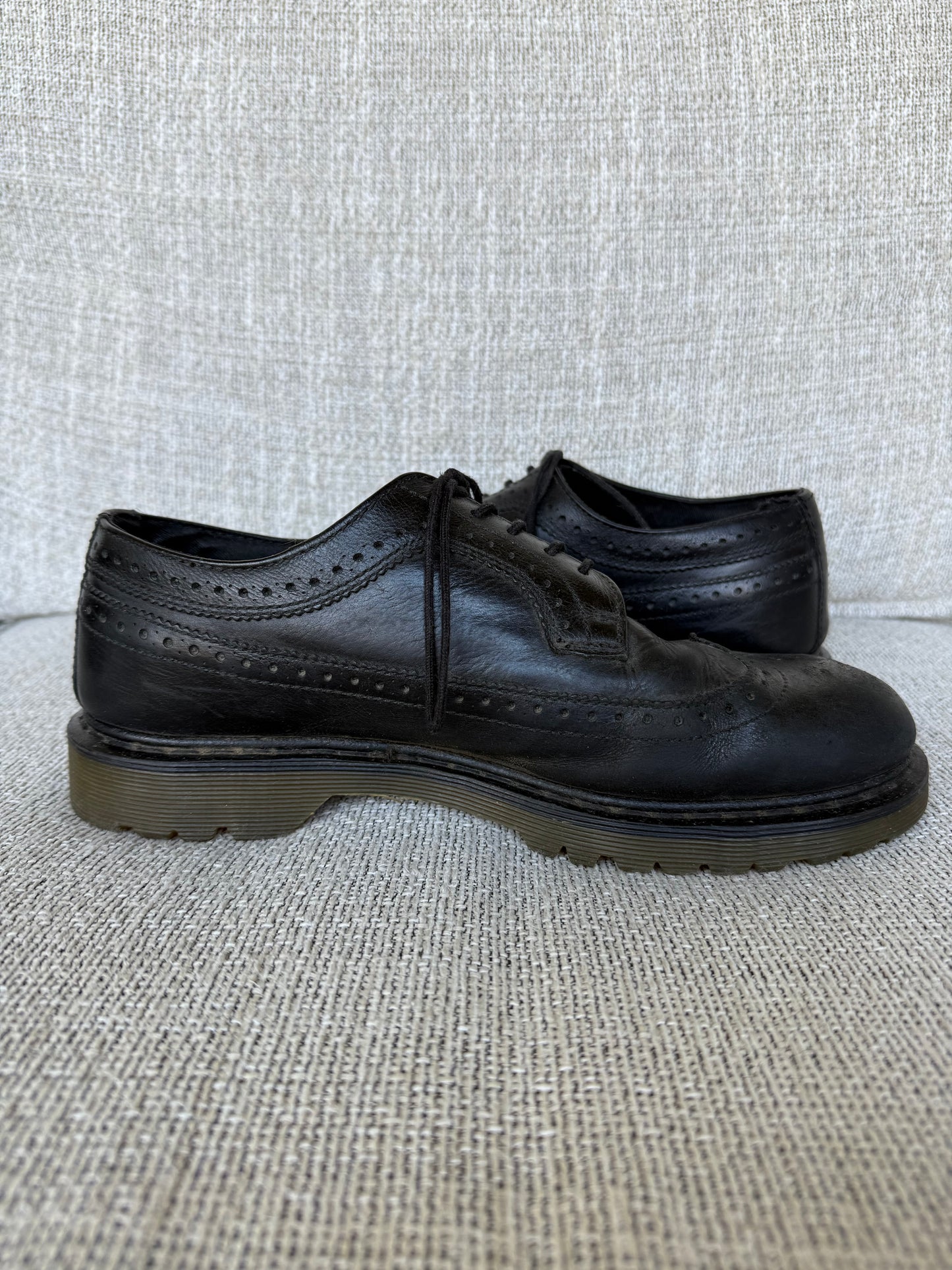 Black Wingtips