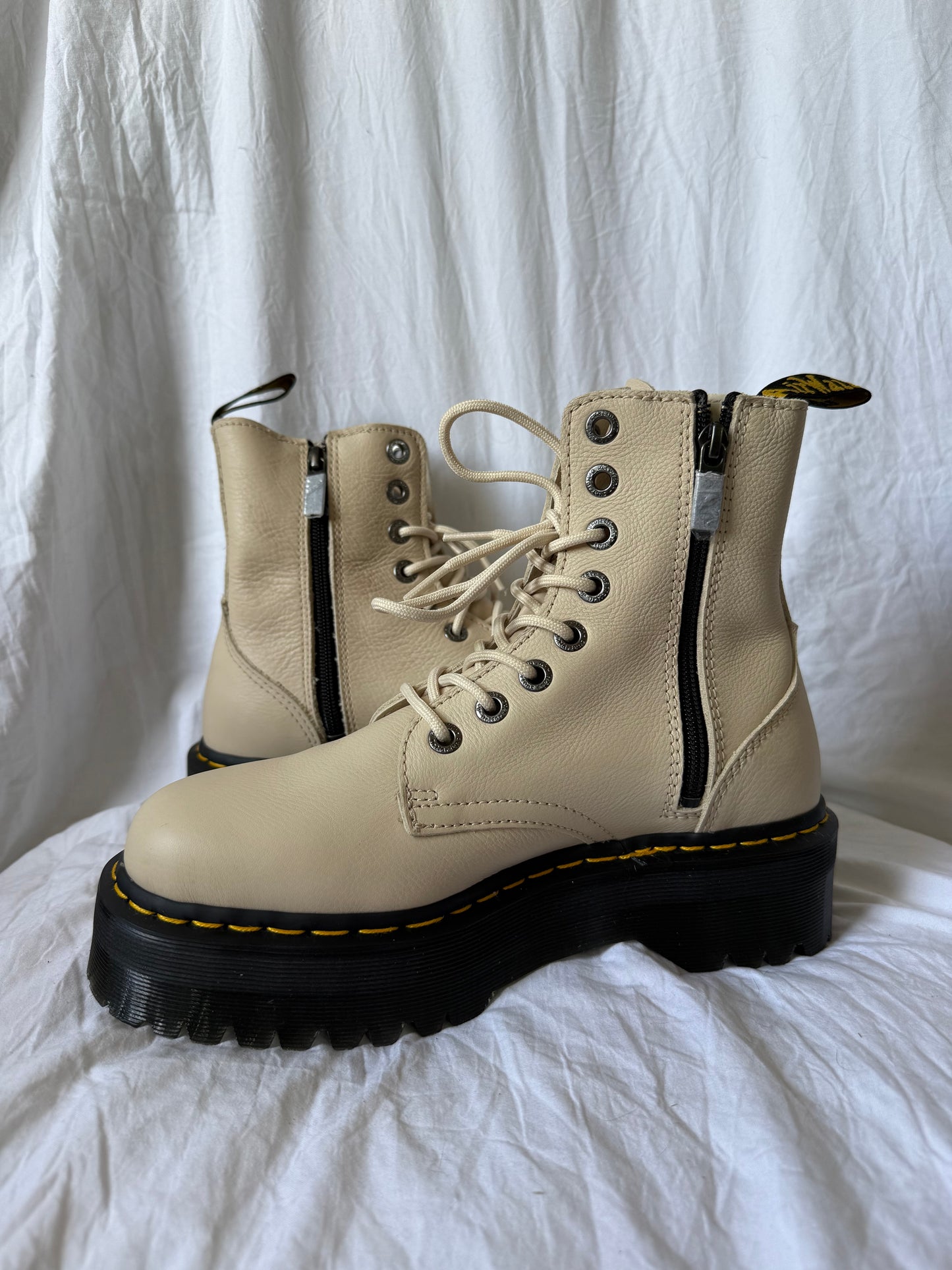 Cream Pisa Jadon
