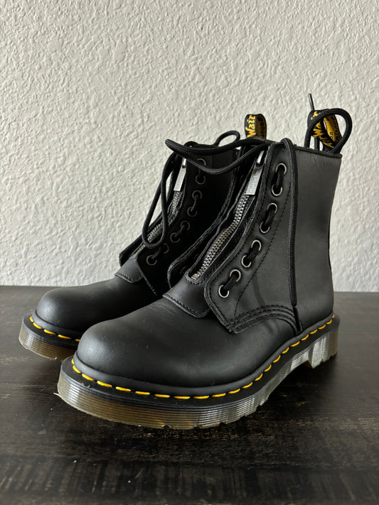 Zipped 1460