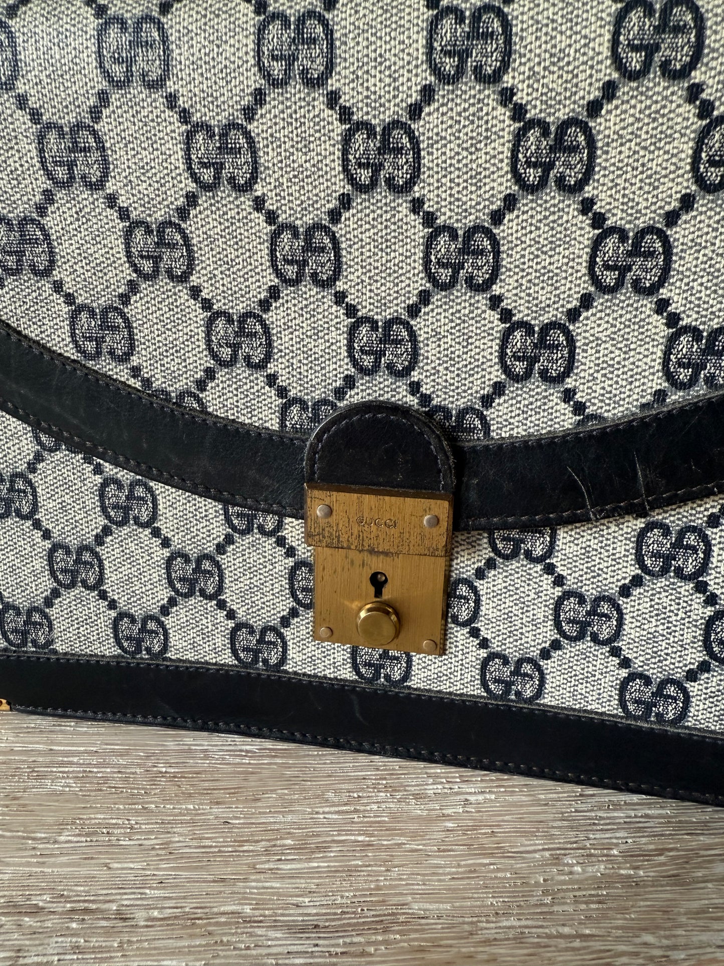 Gucci Messenger Bag
