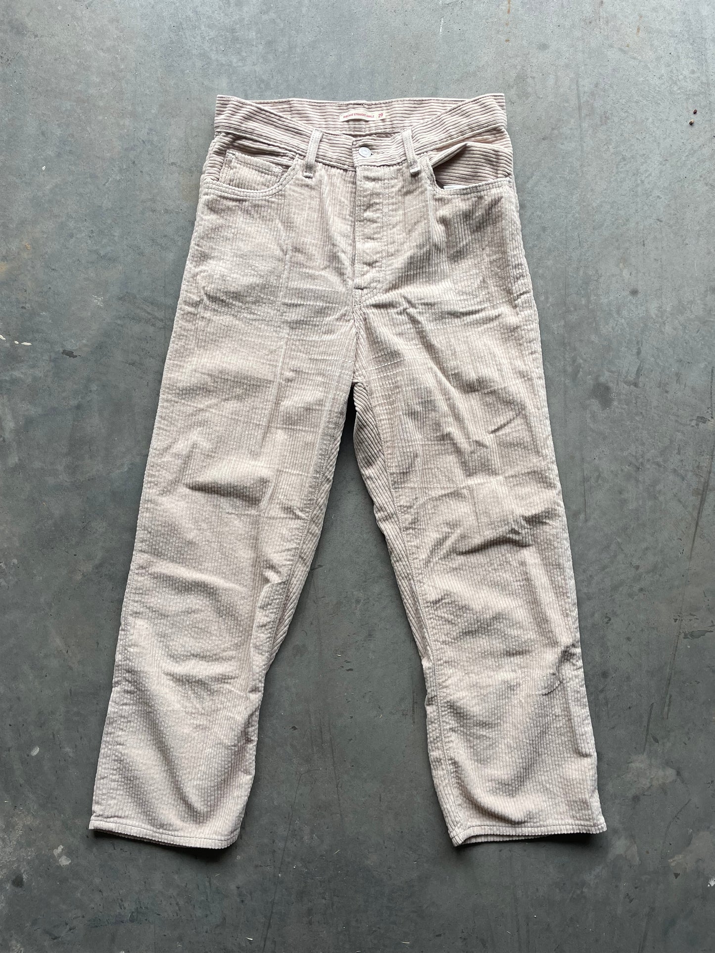 (28") Levi's Corduroys