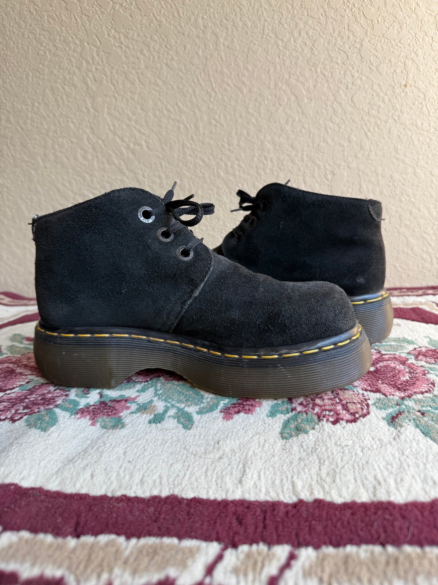 Vintage Suede 8352