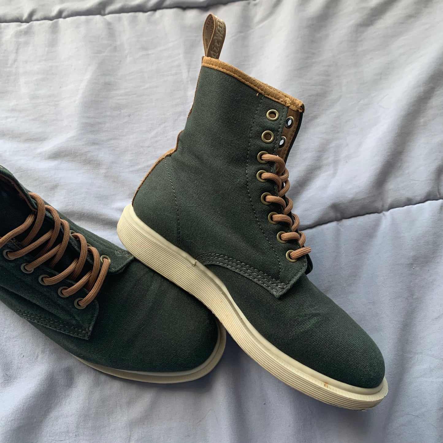 Green/brown boots