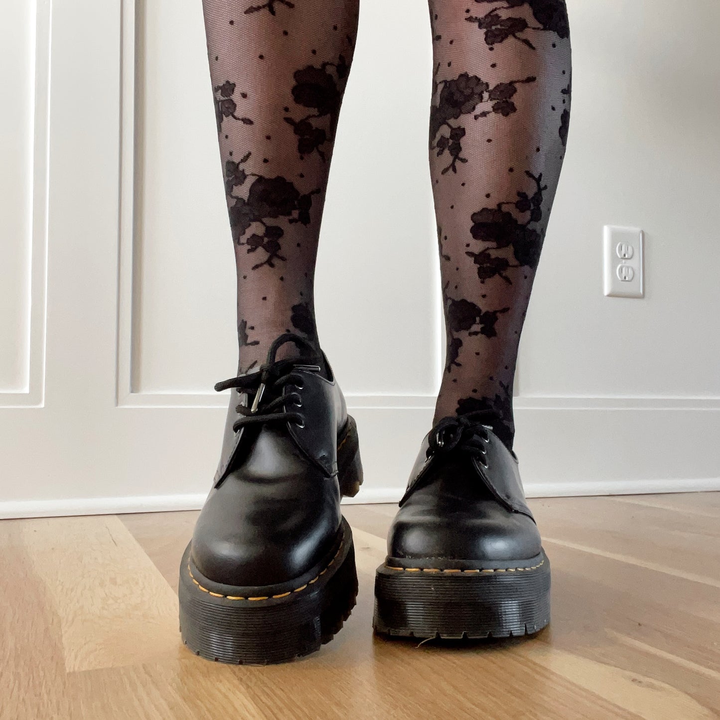 Floral Lace Tights