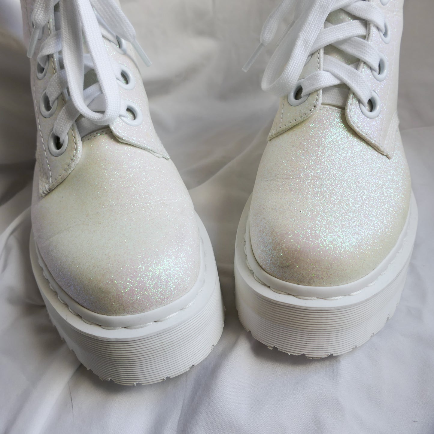 White Glitter Molly