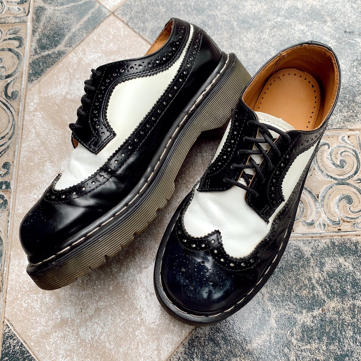 Black and White Brogue Oxford