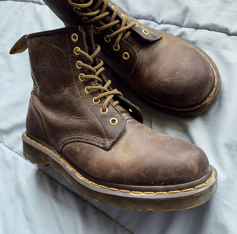 Vintage brown Docs